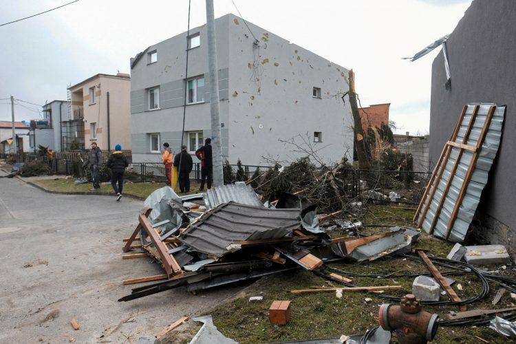 U Poljskoj teško oštećeno oko 500 kuća - Avaz