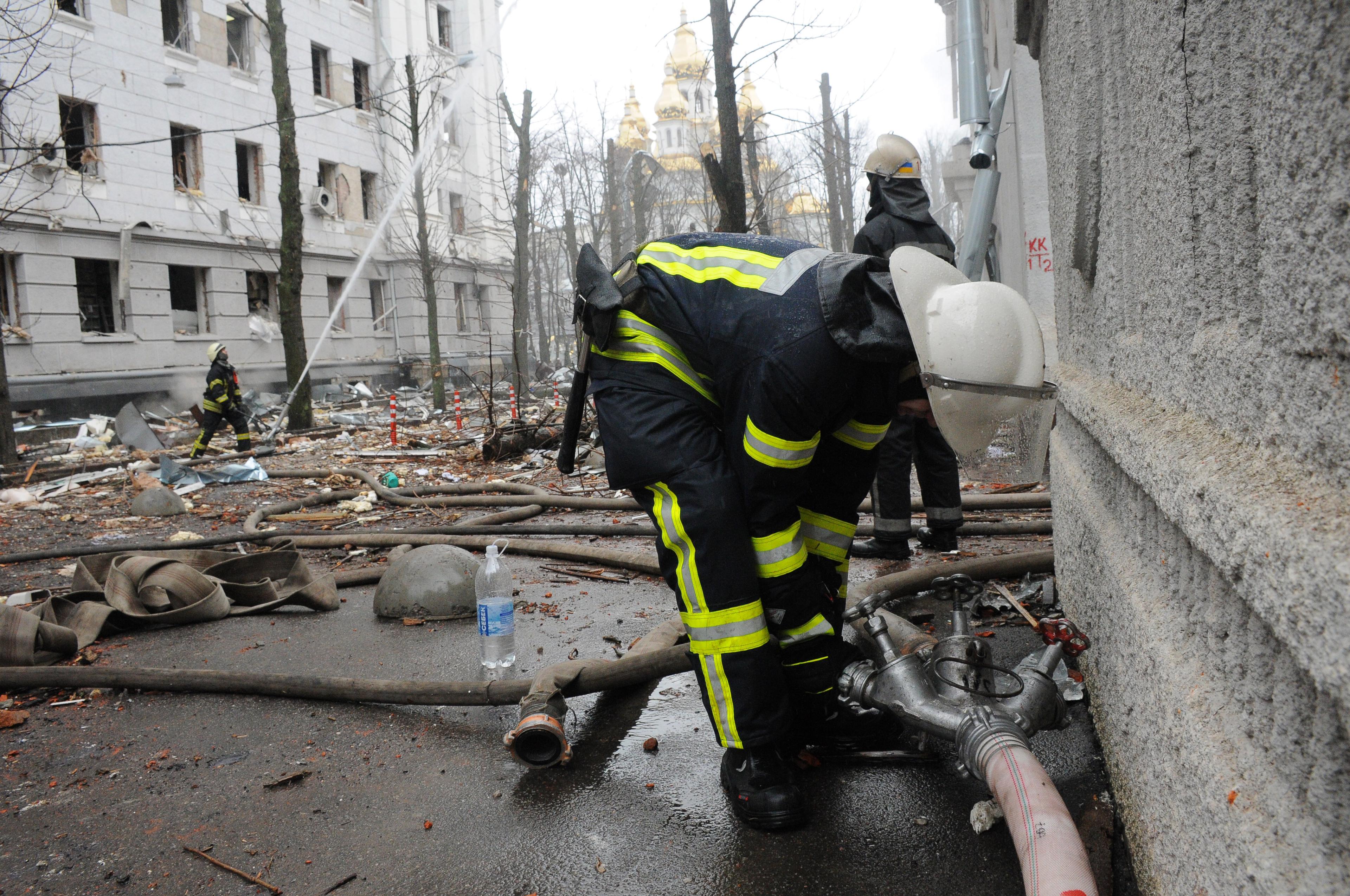 Fotografije iz Harkova nakon granatiranja zgrade policije - Avaz