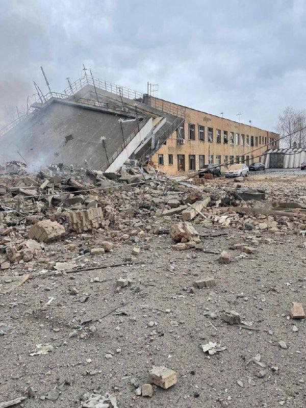 Aerodrom potpuno uništen - Avaz
