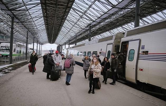 Posljednji voz ka EU za Ruse koji napuštaju domovinu bježeći od sankcija Zapada