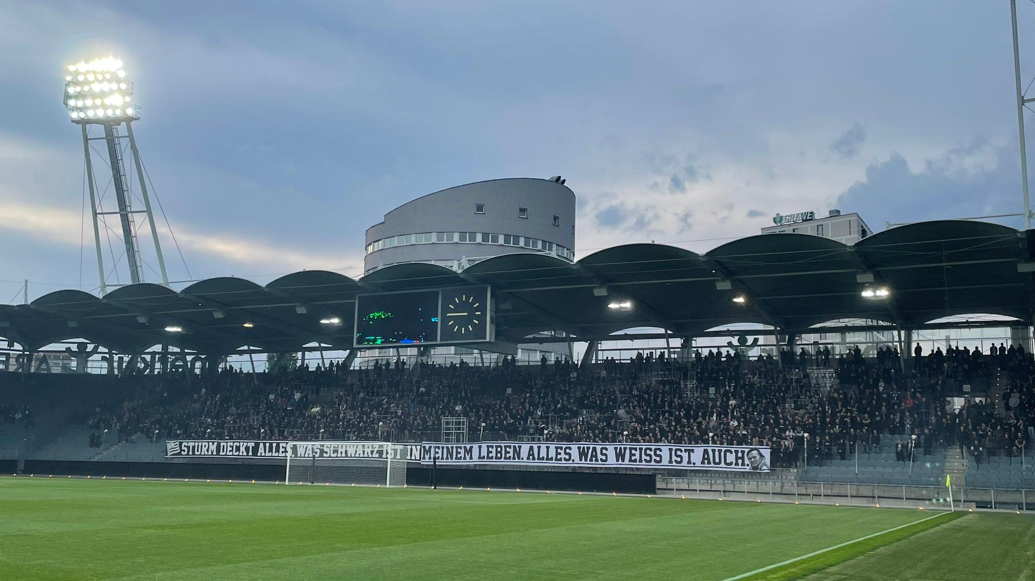 Na stadionu Šturma upaljeni reflektori u čast Štrausa s Grbavice - Avaz