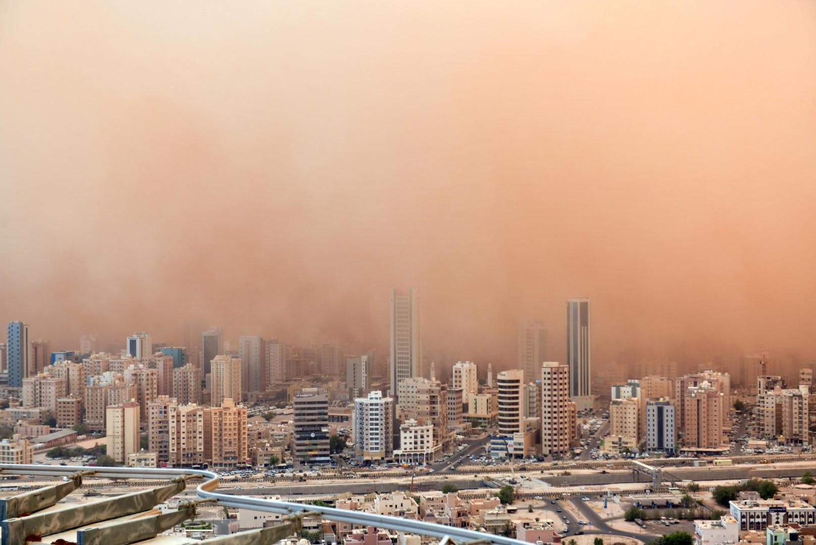 Snažna pješčana oluja pogodila Kuvajt: Otkazani svi letovi