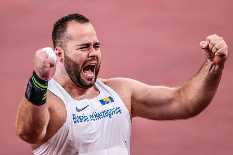 Pezer s 21,06 metara pobijedio na 13. atletskom mitingu “Zenica 2022”