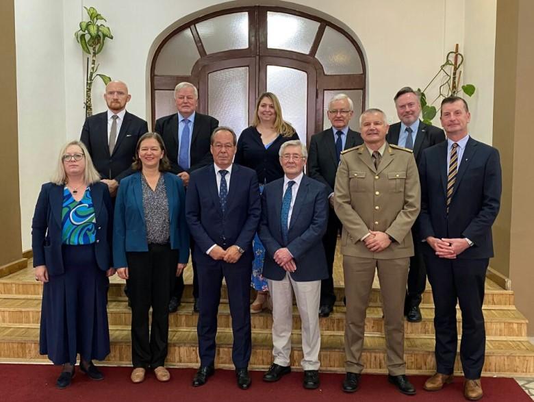 Britanski parlamentarci posjetili Ministarstvo odbrane BiH, prisustvovao i Fild