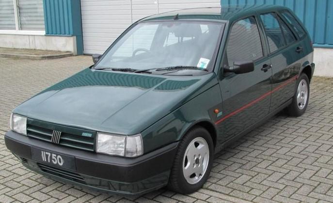 Ovo nije običan Fiat Tipo, vozio ga je Najdžel Mansel, a sada je stavljen na aukciju