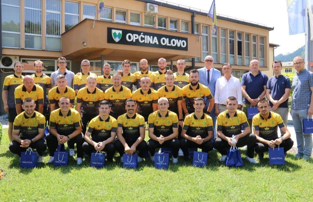 Načelnik Olova čestitao fudbalerima Stupčanice na uspjehu i spremio specijalne poklone