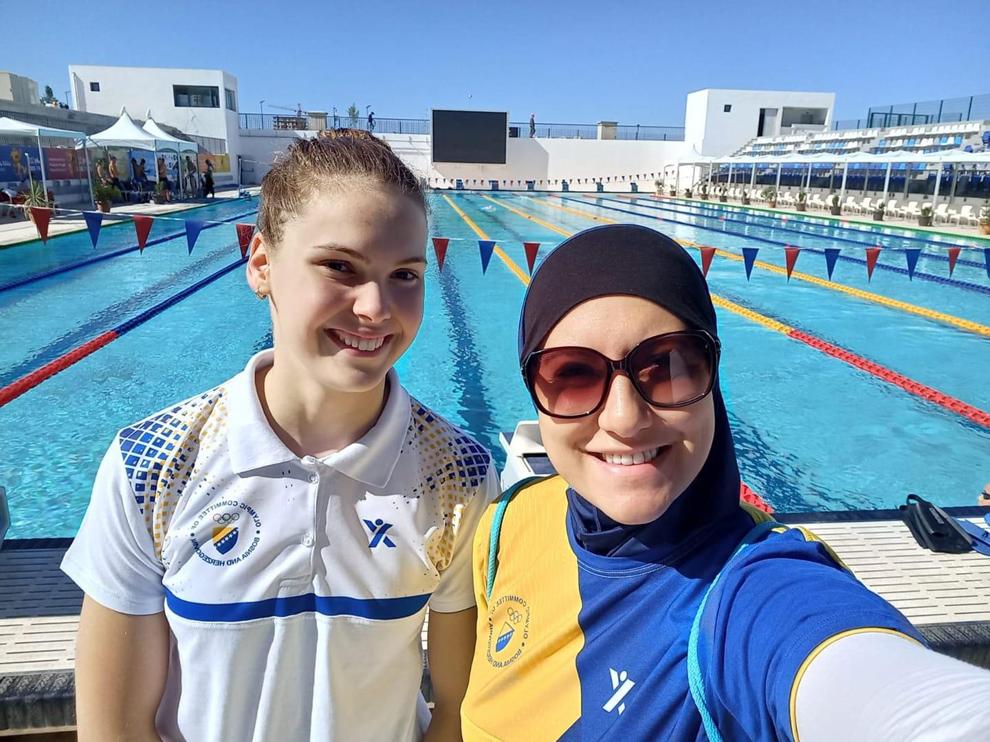Lana sa trenericom Alenom Ćemalović na bazenu "Nautical center of the Olympic complex" - Avaz