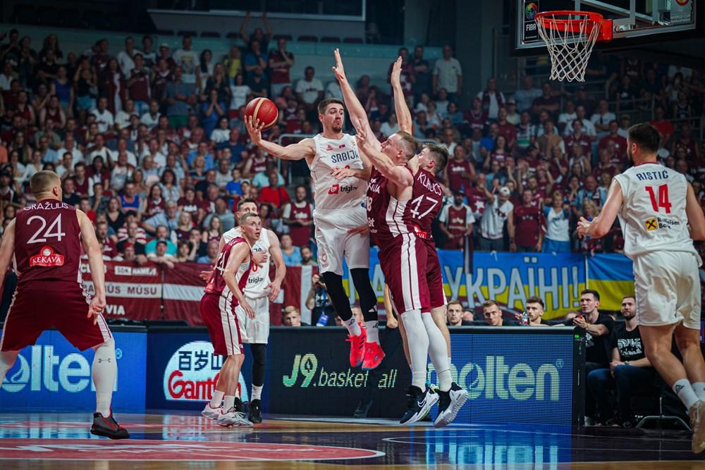 Košarkaši Srbije doživjeli poraz od Latvije
