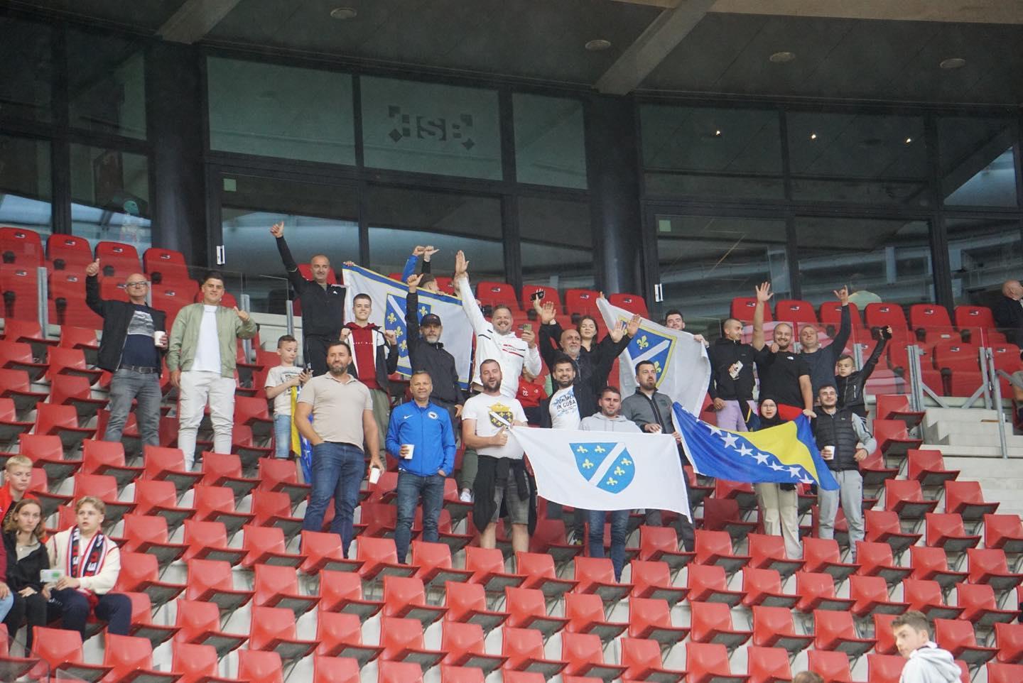 Tuzlaci nisu bez podrške u Nizozemskoj: Bh. zastave na AFAS stadionu