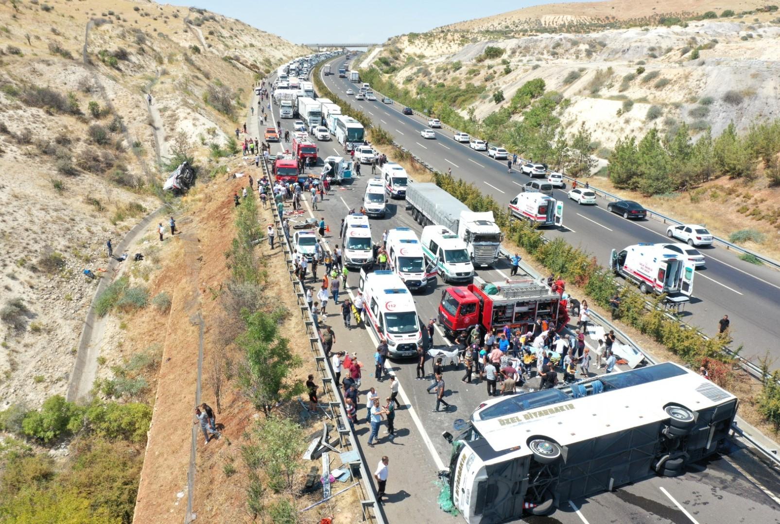 Ispovijesti povrijeđenih u nesreći u Turskoj: Pomagali smo unesrećenima, pa nas je udario autobus