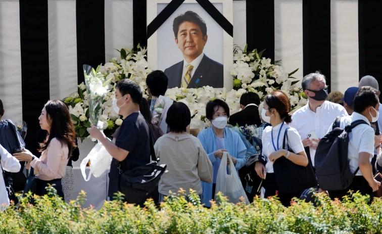 Državna sahrana Šinza Abea: Protesti širom Tokija, na snazi stroge mjere bezbjednosti