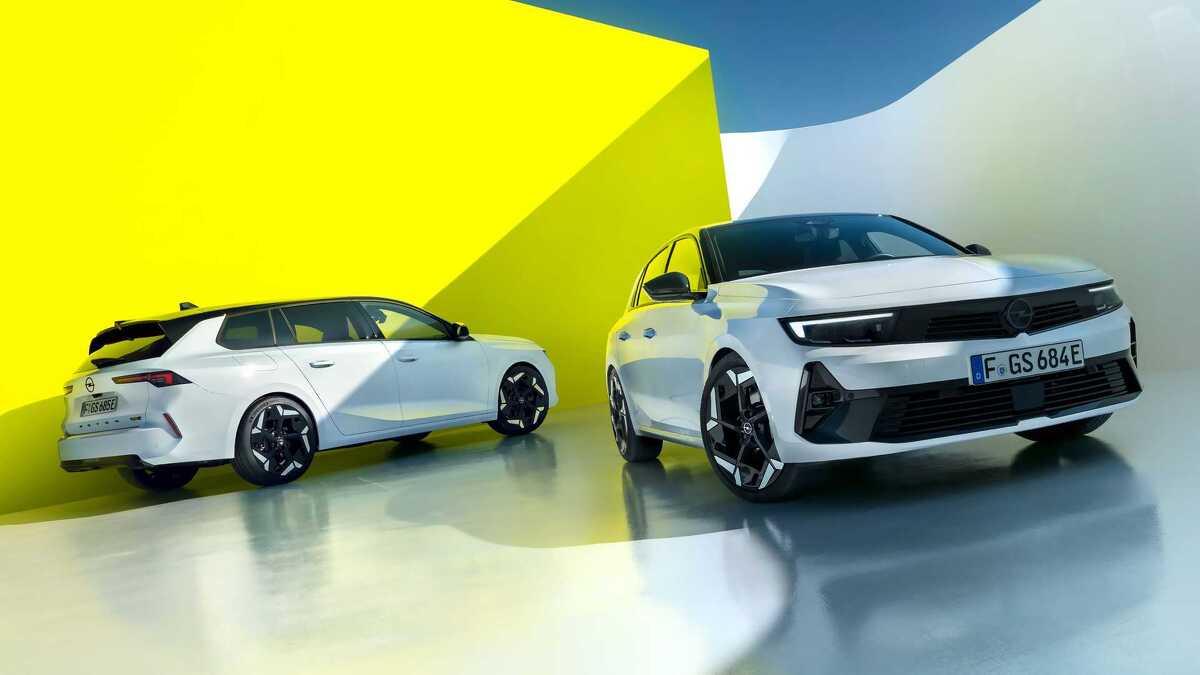 Čast da bude prvi produkcijski Opelov model s oznakom GSe pripala je aktuelnoj Astri