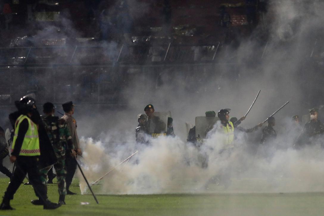 Broj žrtava na fudbalskoj utakmici u Indoneziji porastao na 174