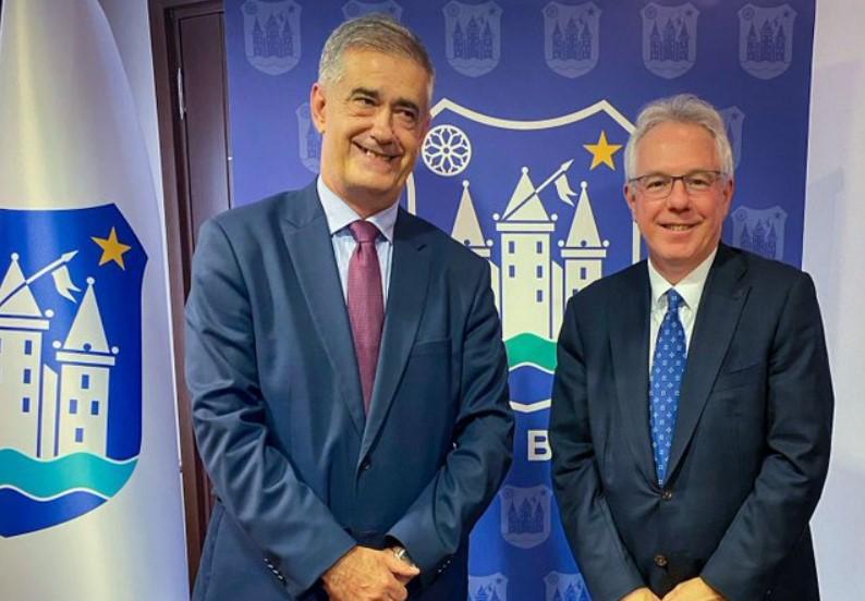 Ambasador Marfi u Bihaću: Sa gradonačelnikom Fazlićem razgovarao o jačanju turističke infrastrukture