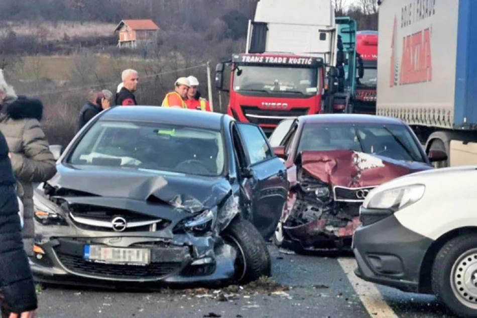 Stravična nesreća na Zlatiboru: Poginula dvojica vozača, dijete teško povrijeđeno