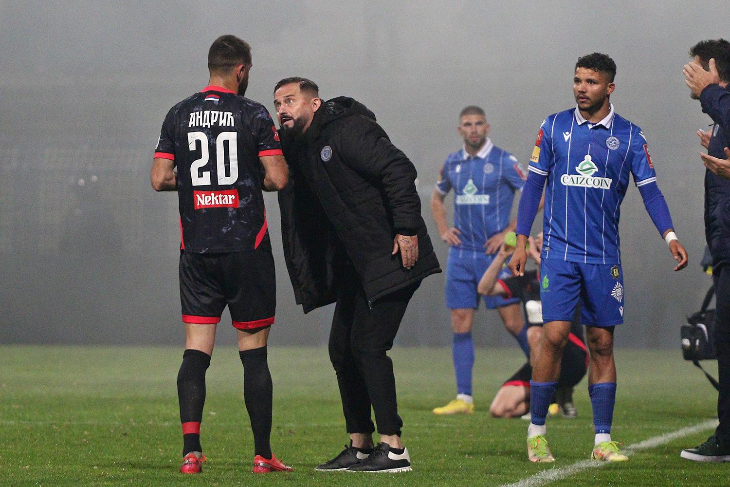 Santos (desno): Suspendovan tri utakmice - Avaz