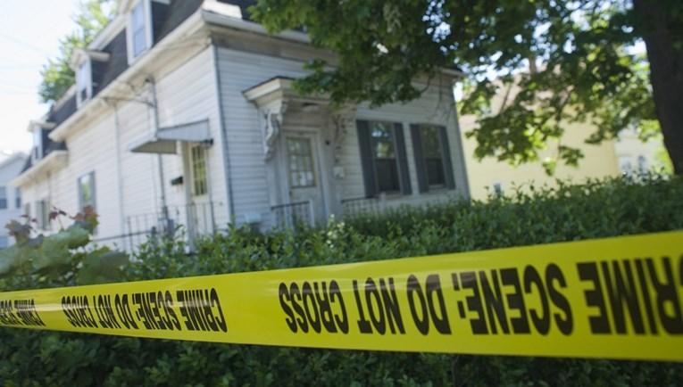 Horor u Bostonu: U kući pronađene četiri mrtve bebe, jedna bila u zamrzivaču