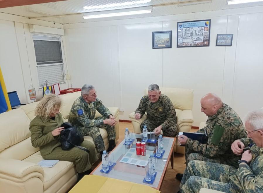 Komandant Operativne komande Oružanih snaga BiH sastao se sa Veselijem