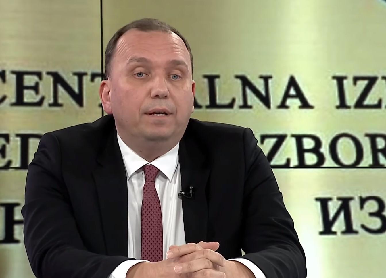 Bašić: Da bi SDA uspjela formirati vlast mora potpuno promijeniti odnos SDP-a i HDZ-a