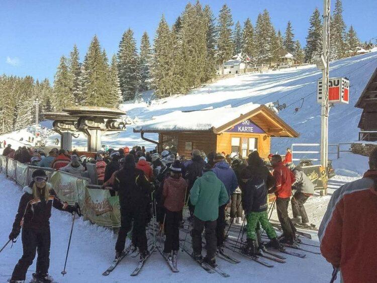 Mnogi uživaju u skijanju - Avaz