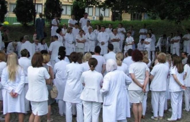 Pobuna u Tuzlanskom kantonu: Sindikat radnika zaposlenih u zdravstvu zakazao proteste