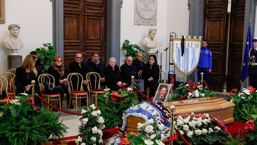 Saučešće porodici uputuo je i legendarni italijanski napadač Vićenco Montela, stigao je i predsjednik Lacija Klaudio Lotito - Avaz