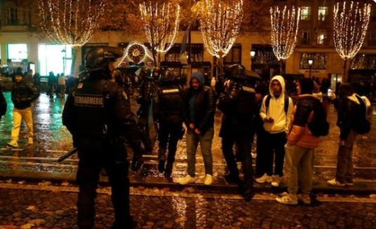 Haos u Francuskoj, neredi nakon poraza u finalu Mundijala, policija koristila suzavac