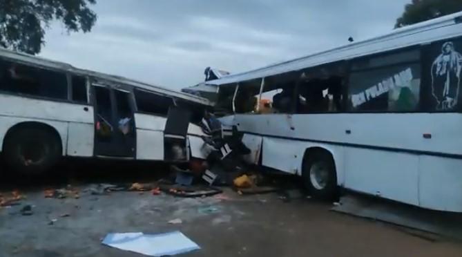 Autobusi su uklonjeni sa mjesta nesreće - Avaz