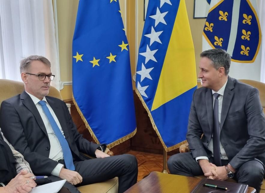 Bećirović se sastao s ambasadorom Norveške u BiH