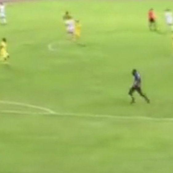 Navijač napao golmana na utakmici Afričke Lige prvaka: Nastao haos na terenu
