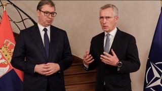 Stoltenberg nakon razgovora s Vučićem: Napadi na misiju NATO-a neprihvatljivi
