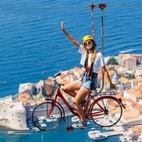 Doživite Dubrovnik iz druge perspektive: Vožnja bicikla "po zraku" pruža nezaboravno iskustvo 