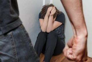 Zatražen pritvor za Banjalučanina: Deset godina zlostavljao suprugu