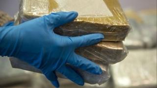 Italija razbila kriminalni lanac u Napulju koji je uvozio kokain u Evropu
