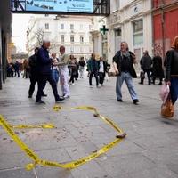 Ponovo se obrušila fasada na Ferhadiji: Šetnja Sarajevom postala opasna za prolaznike