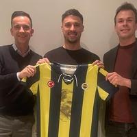 Novi "Zmaj" u Istanbulu: Krunić potpisao za Fenerbahče