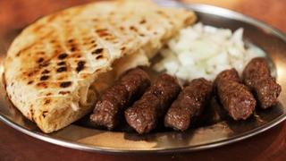 Gradska vlast u Čačku optužena da je u dva mjeseca potrošila 80 hiljada eura na roštilj!