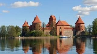 Gotički dvorac Trakai privlači turiste u grad na vodi 