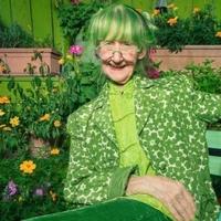"Zeleni život" bake iz Bruklina: Svojim izgledom oduševila je svijet, čak je i psa htjela ofarbati