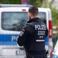 Nova nesreća u Njemačkoj: U prevrtanju autobusa 20 osoba povrijeđeno, jedna teže
