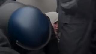Berlinska policija obračunala se s propalestinskim demonstrantima, snimljen napad na ženu