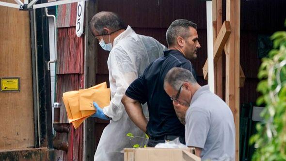 U podrumu otkrivena zvučno izolovana prostorija: Policija iznosi dokaze iz kuće - Avaz