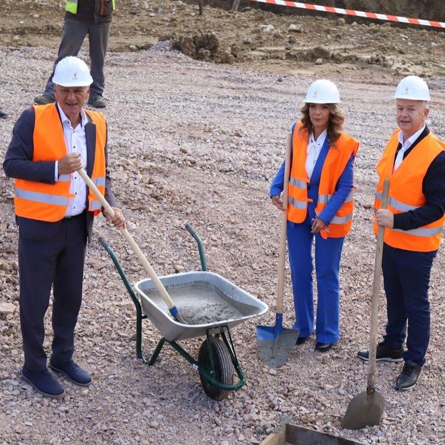 Fuad i Mersija Kasumović položili kamen temeljac za izgradnju Hitne pomoći