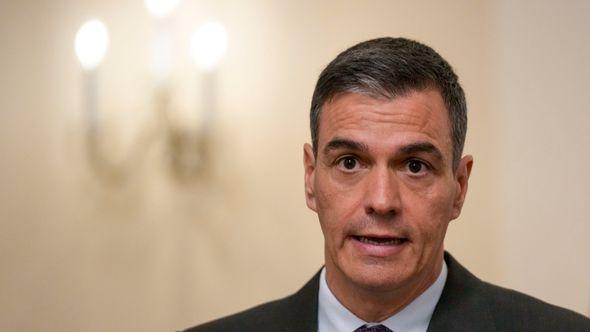 Nakon optužbi na račun supruge: Španski premijer razmišlja o ostavci