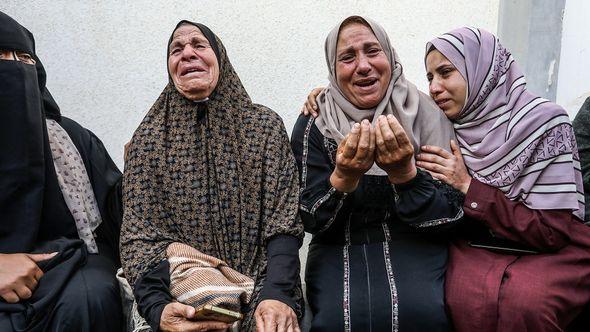 Uplakane majke u Gazi - Avaz