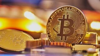 Vrijednost Bitcoina na rekordnom nivou: Prilika za investiranje ili fantazija