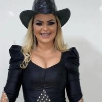 Pjevačica umrla nakon operacije smanjivanja grudi