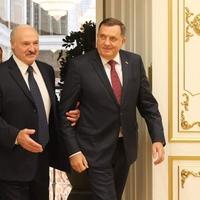 Delegacija RS otputovala u Minsk, Dodik se u ponedjeljak sastaje sa Lukašenkom