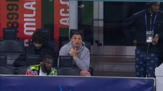 Ibrahimović i Leao bespomoćno gledaju kako Džeko i društvo demoliraju Milan