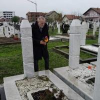 Advokat Duško Tomić: Podići spomenik ubijenoj djeci Bijeljine